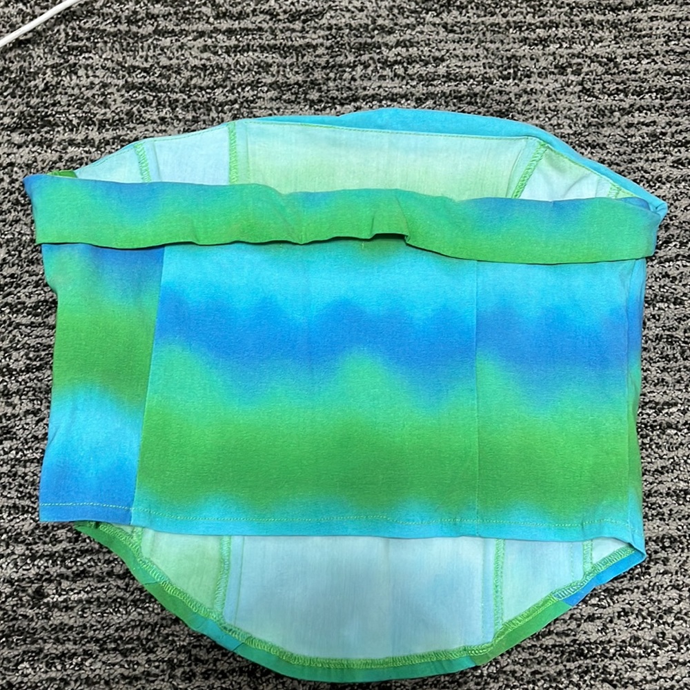 Glassons strapless top - Picture 2 of 3